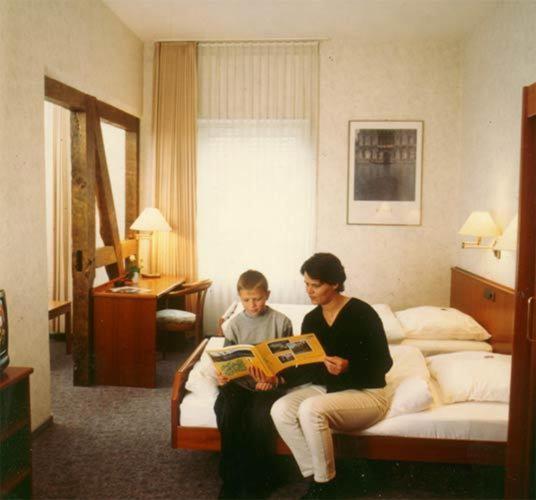 Ackfeld Hotel-Restaurant Bueren  Quarto foto