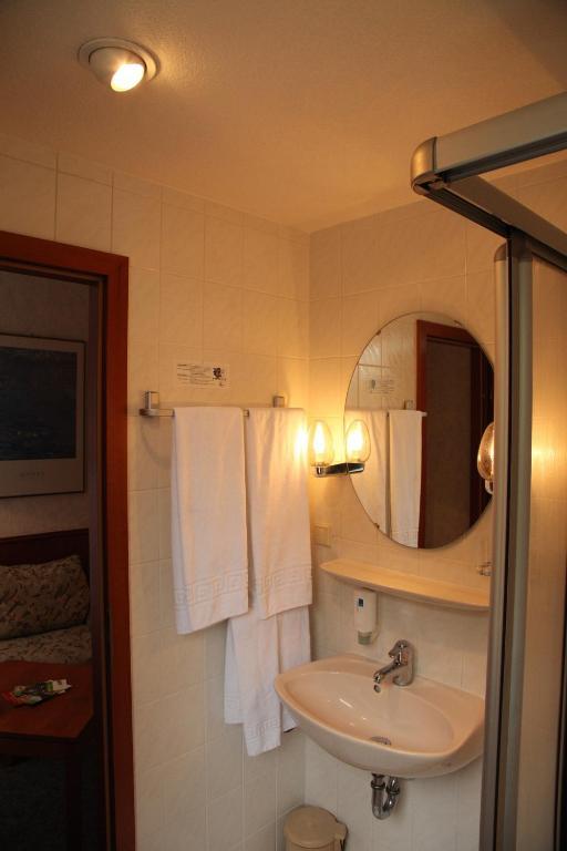 Ackfeld Hotel-Restaurant Bueren  Quarto foto
